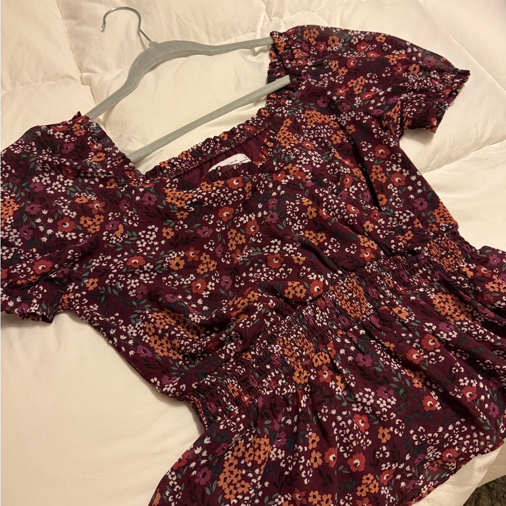Elegant Burgundy Blouse and V-Neck